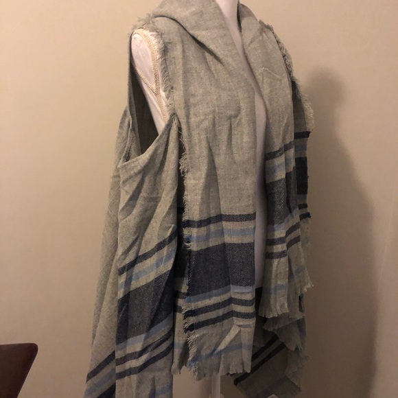 Plaid Poncho Wrap Shawl - Picture 4 of 6